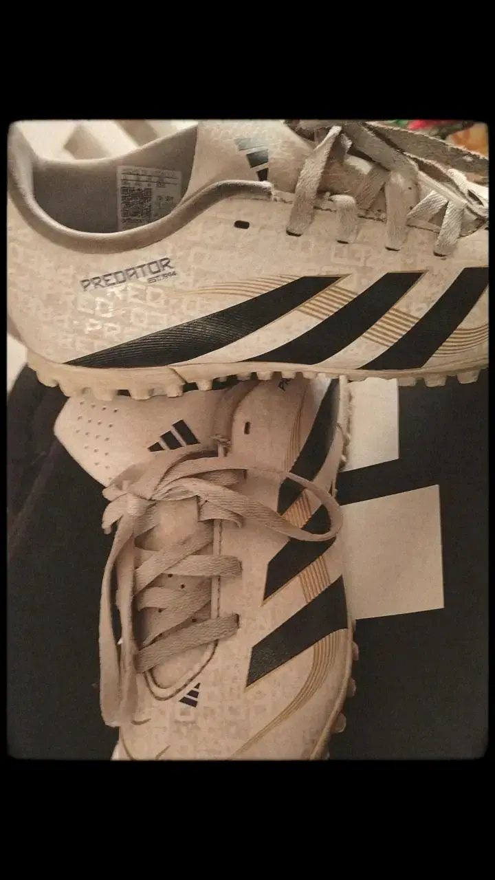 Zapatillas de fútbol Adidas Predator blancas - 2