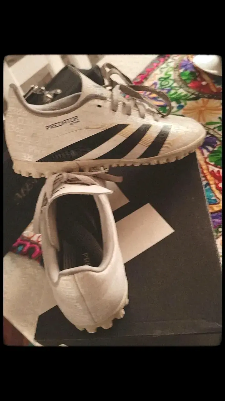 Zapatillas de fútbol Adidas Predator blancas - 3