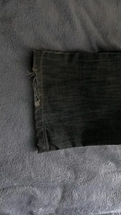 Jeans azul oscuro estilo rectos - miniatura 4