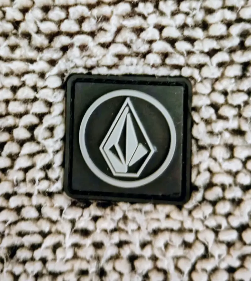 Polerón con capucha Volcom gris jaspeado - 3