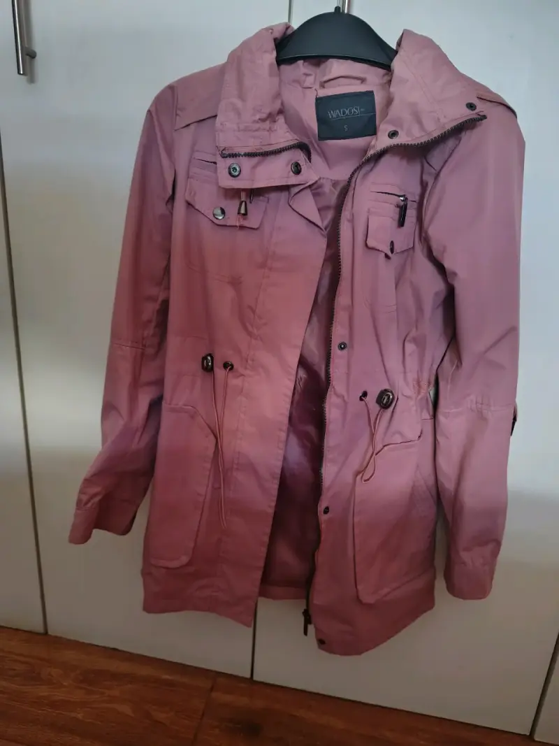 Parka rosada Wados con capucha ajustable - 2