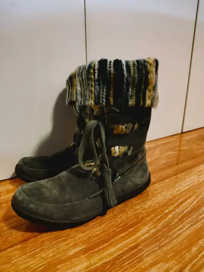 Botas de gamuza con tejido multicolor - miniatura 3