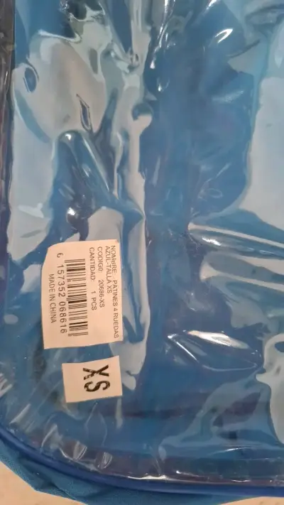 Patines de cuatro ruedas azules para niños - miniatura 2