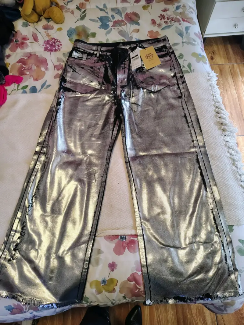 Pantalón metálico Cecilia Bolocco talla 44 - 4