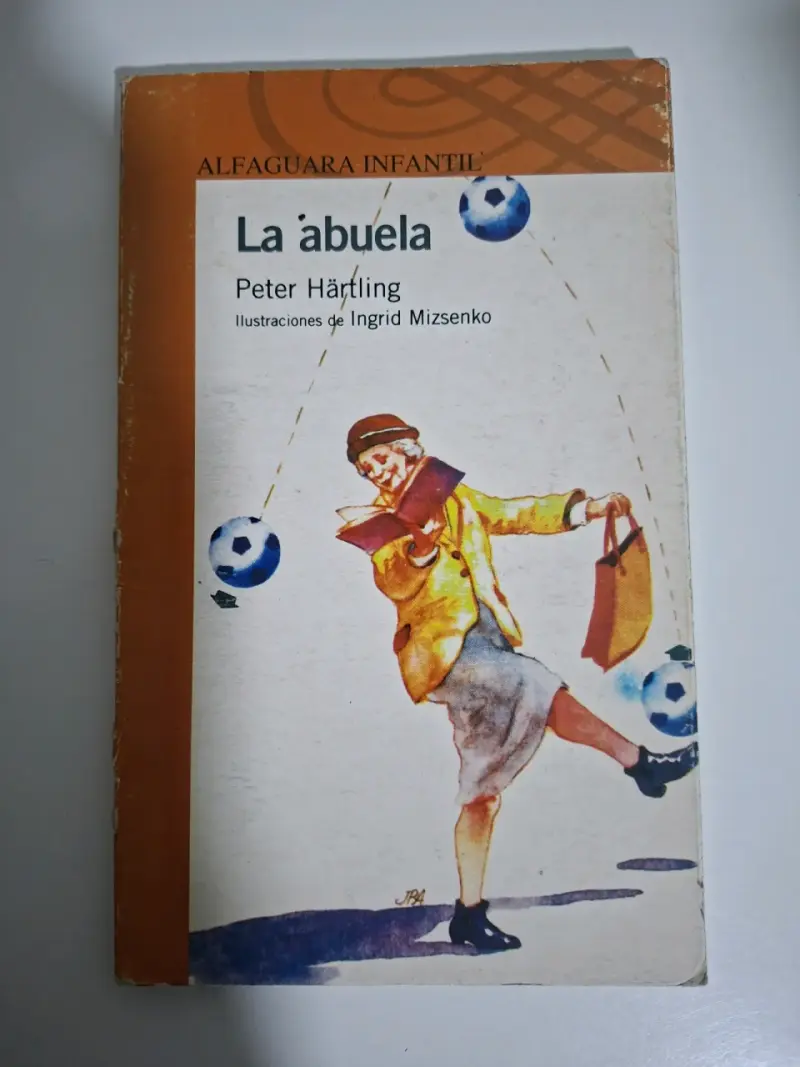 Libro infantil 'La abuela' de Peter Härtling