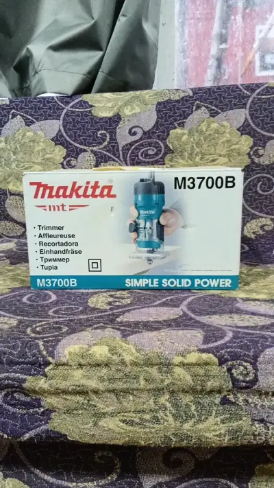 Recortadora Makita M3700B - miniatura 1