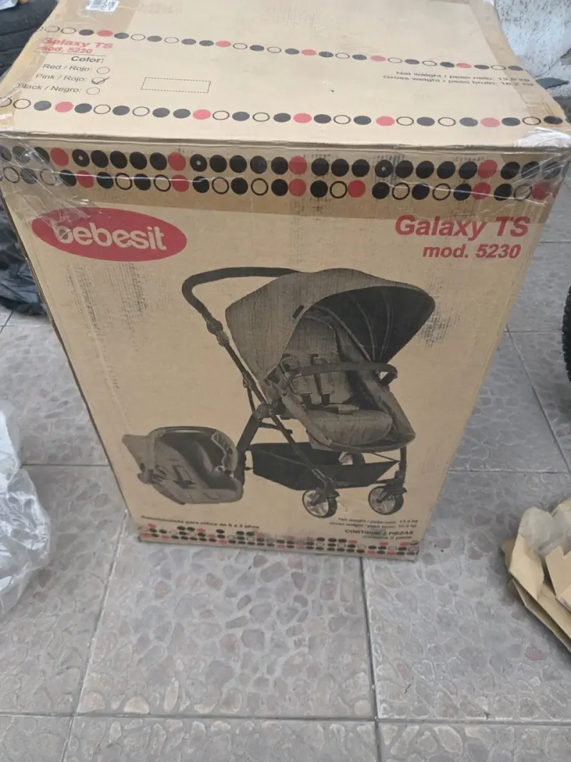 Coche de bebé rosa con capota ajustable - 4