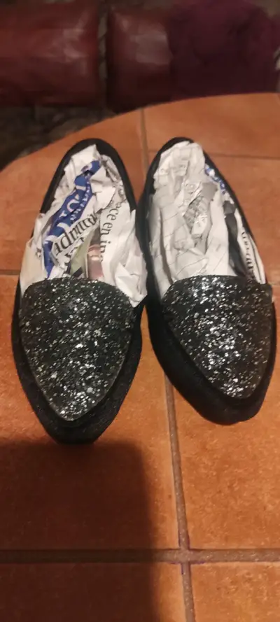 Zapatos planos negros con brillo - miniatura 3