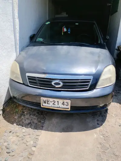 Automovil , usado en buen estado. - miniatura 1