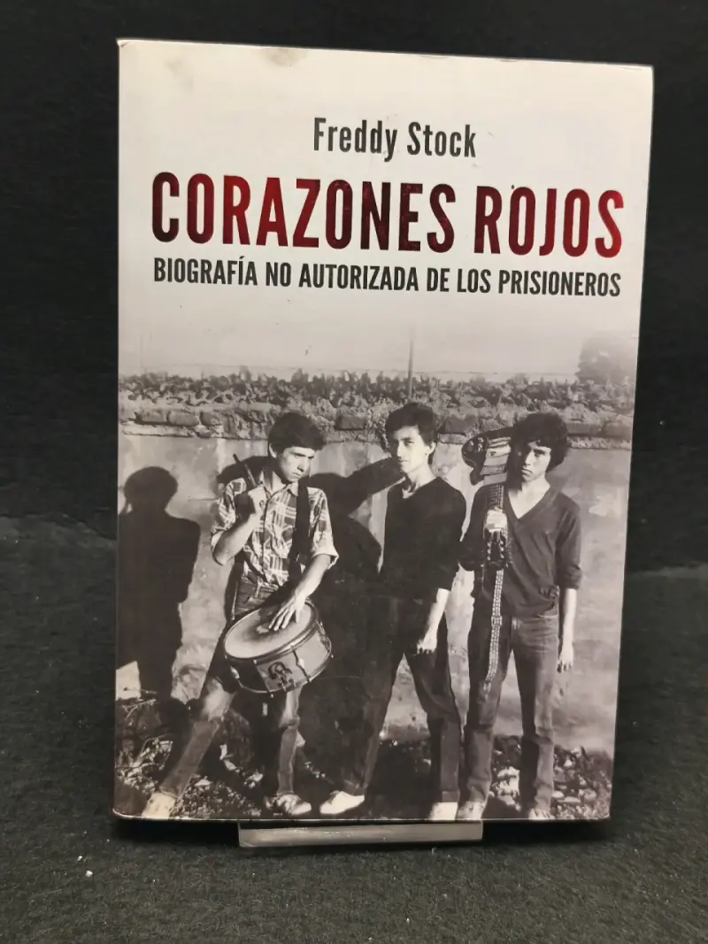 Libro 'Corazones Rojos' de Freddy Stock - 1