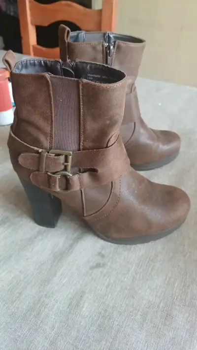 Botines de cuero marrón para mujer. N 36 - miniatura 2