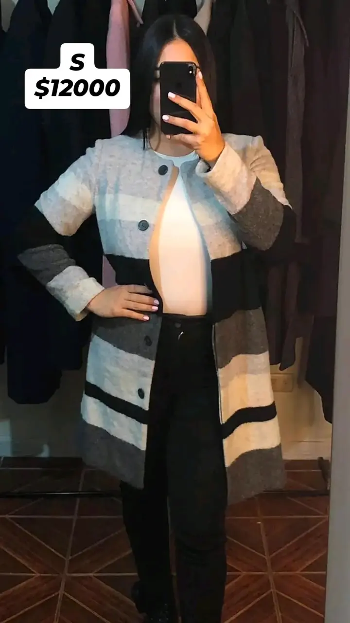 Abrigo de lana a rayas para mujer