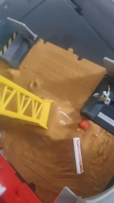 Grúa de juguete Matchbox - miniatura 4