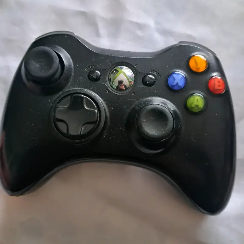 Consola Xbox 360 RGH Y E REPUESTO - 4
