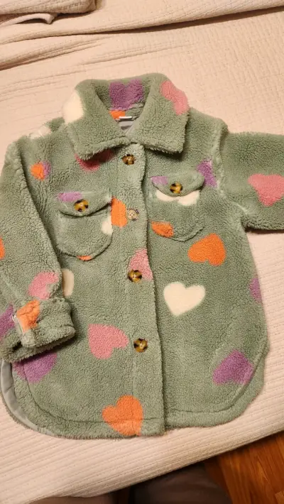 Chaqueta para niña de corazones talla 3 - miniatura 2