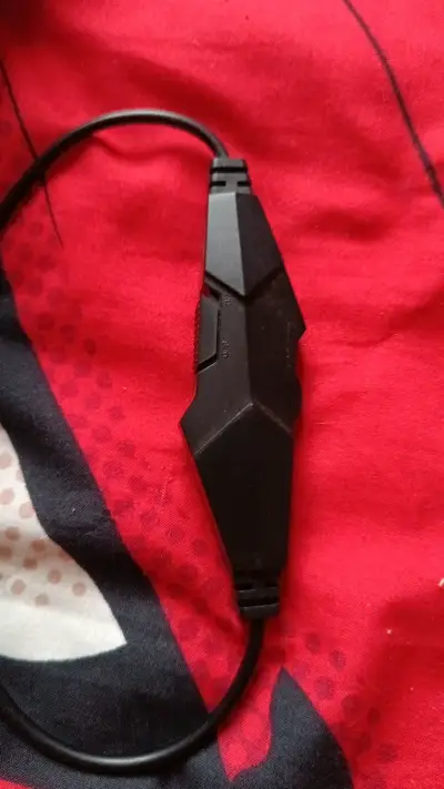 Audífonos gamer con micrófono ajustable - miniatura 3