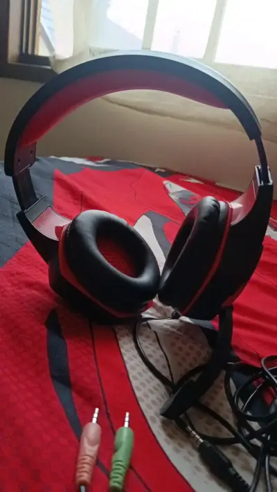 Audífonos gamer con micrófono ajustable - miniatura 5