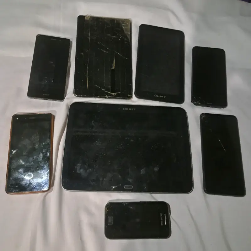 Lote de celular telefono y tablet para repuestos - 1