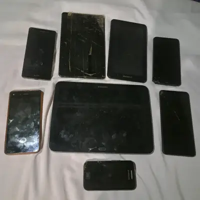 Lote de celular telefono y tablet para repuestos - miniatura 1