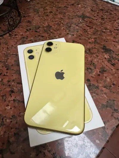 iPhone 11 64Gb Amarillo - miniatura 4