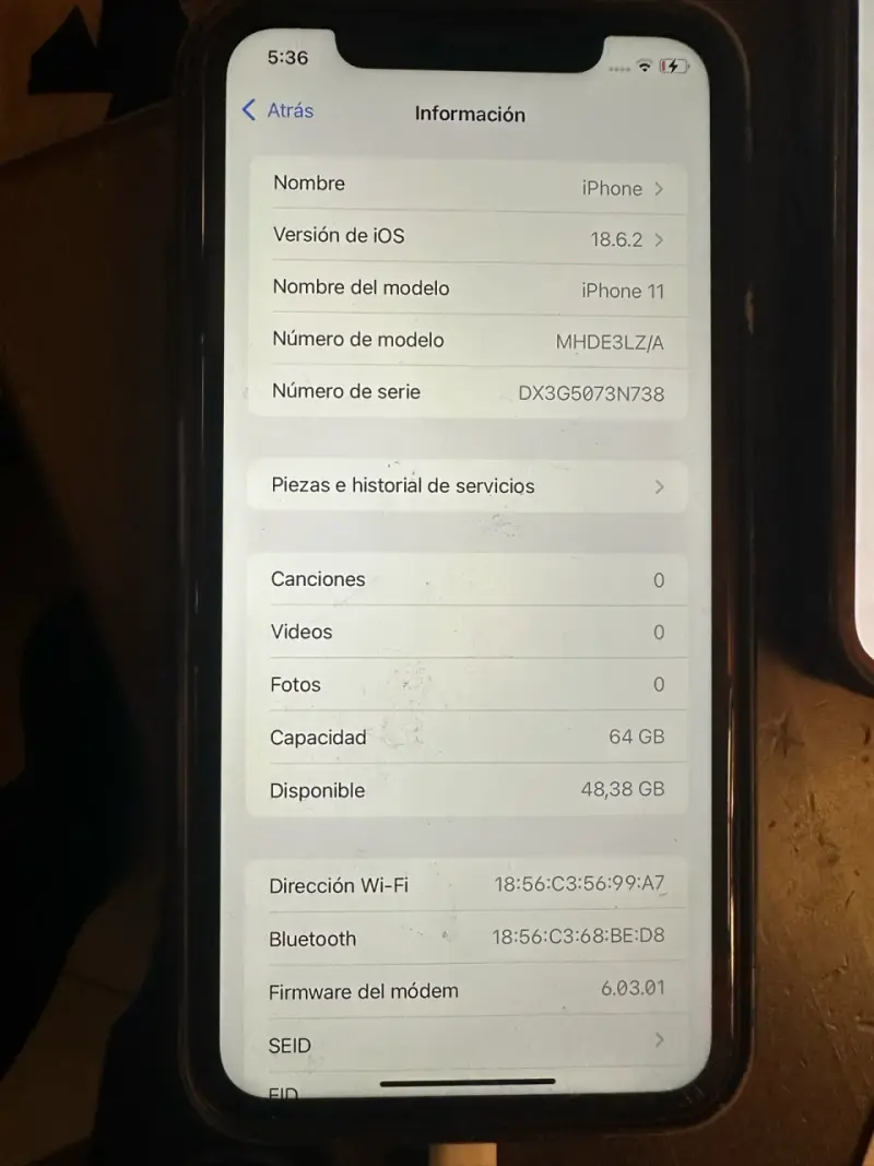 iPhone 11 64Gb Amarillo - 5