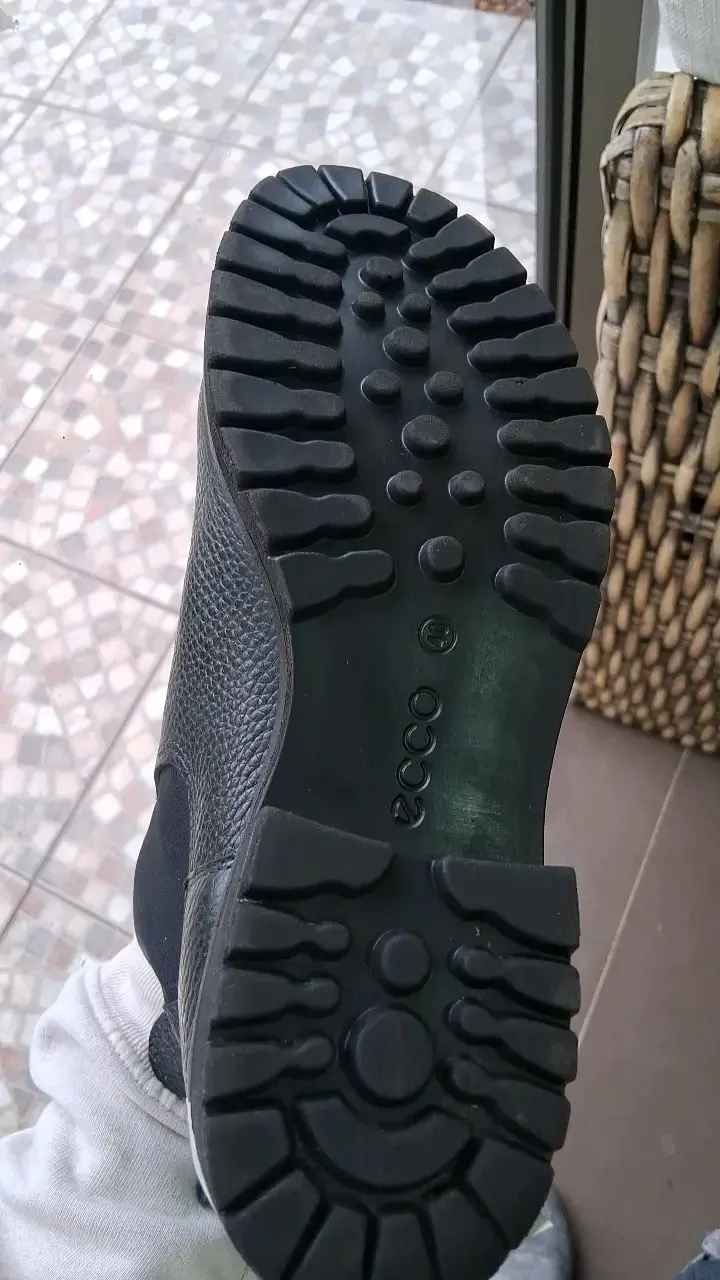 BOTINES ESTILO CHELSEA CUERO GRANULADO ECCO 40 - 2