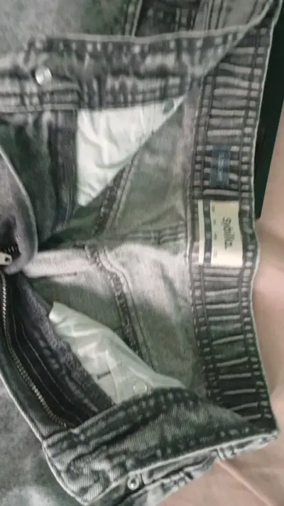 Jeans desgastados gris para mujer - miniatura 2