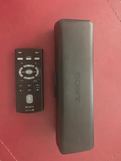 Radio para auto Sony con control remoto - miniatura 2
