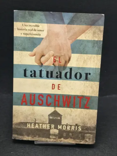Libro 'El tatuador de Auschwitz' de Heather Morris - miniatura 1