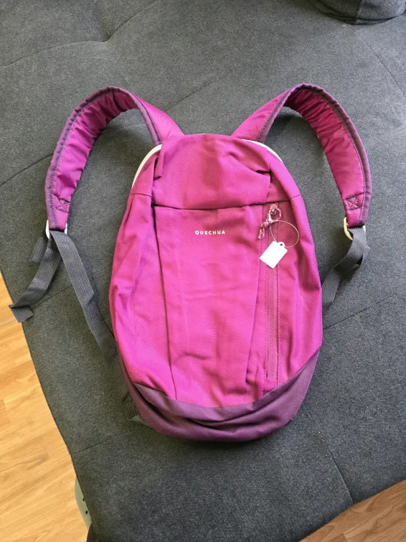 Mochila Quechua morada compacta 10 litros - 1