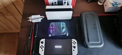 Consola Nintendo Switch OLED con accesorios - miniatura 1