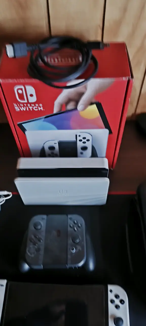 Consola Nintendo Switch OLED con accesorios - 2