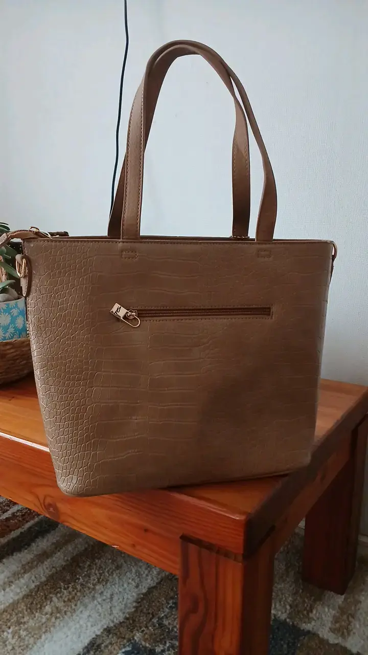 Cartera beige de cuero sintético Sei - 2