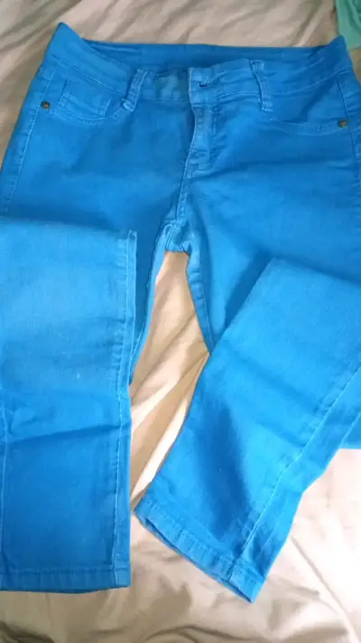 Jeans azules para mujer en buen estado - miniatura 1