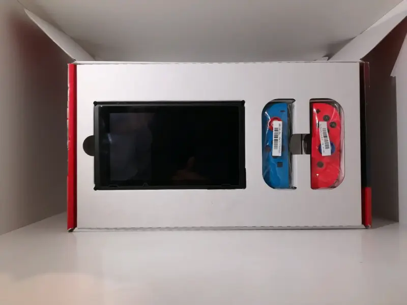 Nintendo switch neon en caja - 2