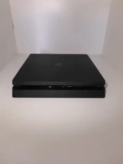 Ps4 1tb + 2 mandos + juego + cables - miniatura 4