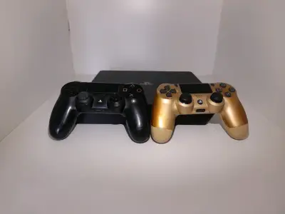 Ps4 1tb + 2 mandos + juego + cables - miniatura 5