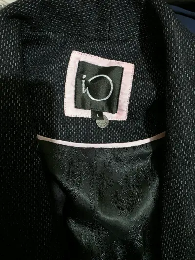 Blazer Negro marca iO - miniatura 4
