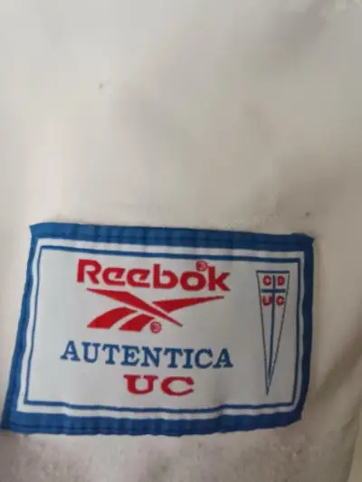 Camiseta retro Reebok Universidad Católica - miniatura 4