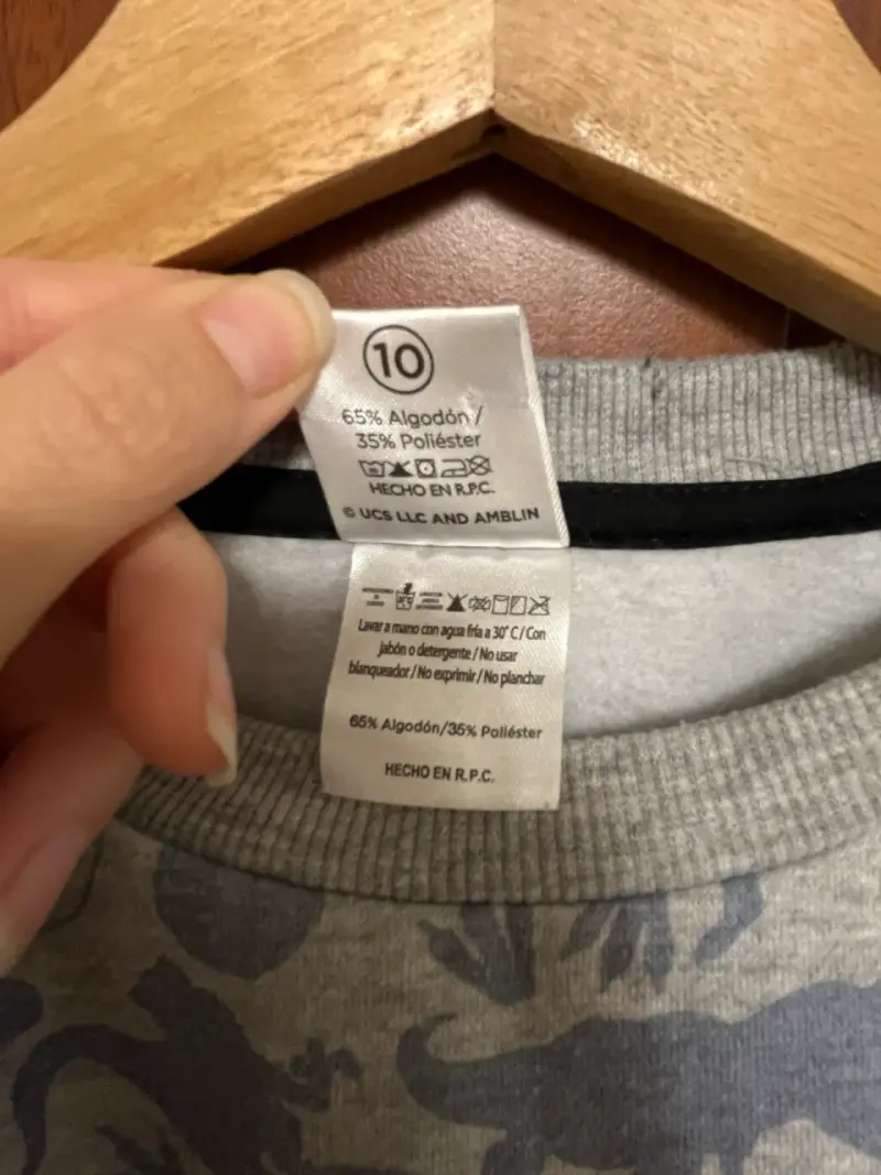 Polerón Jurassic World gris estampado niño t. 10 - 2