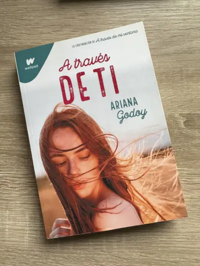 Libro 'A través de ti' de Ariana Godoy - miniatura 1