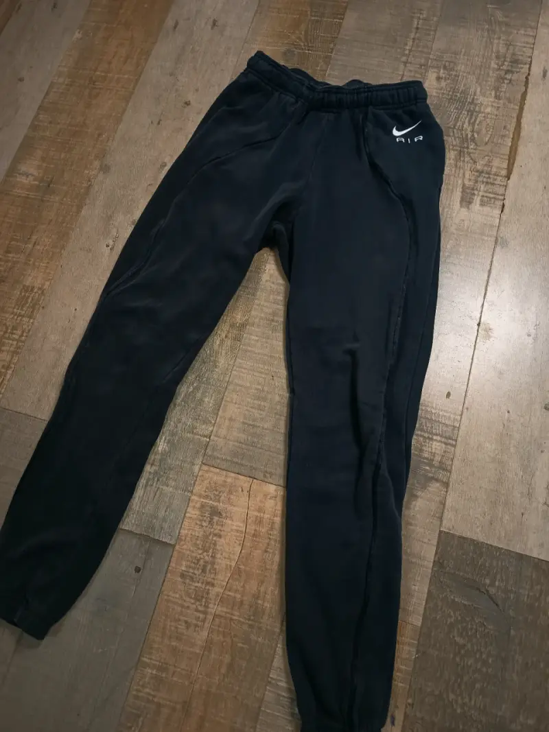 Pantalones deportivos Nike Air negros - 2