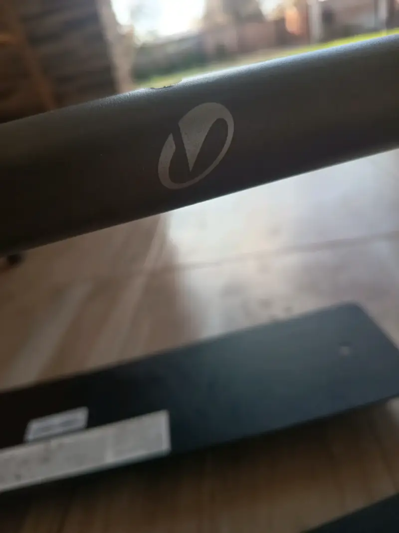 Barra de dominadas para pared marca Decathlon - 4