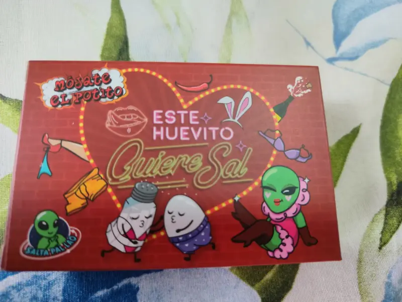 Juego de cartas Este Huevito Quiere Sal NUEVO - 1