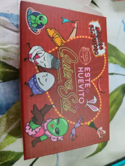 Juego de cartas Este Huevito Quiere Sal NUEVO - miniatura 3