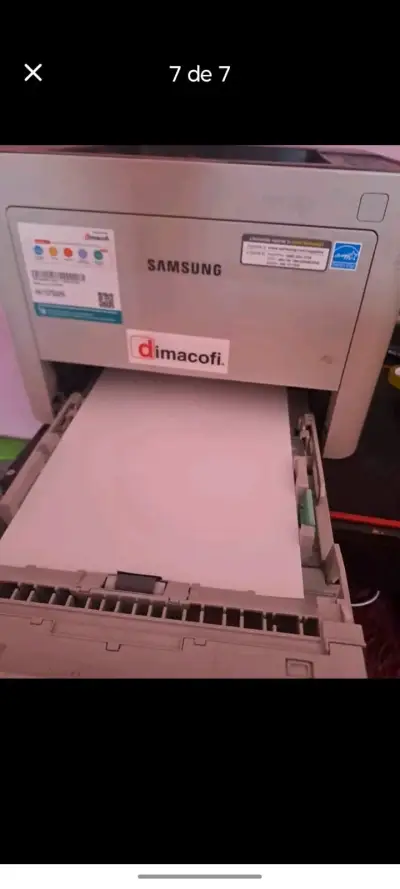 Impresora láser Samsung en buen estado - miniatura 2