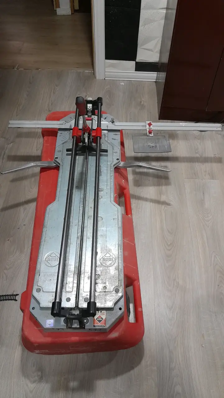 Cortadora de cerámica Rubi TX - 2