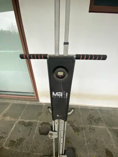 Máquina de ejercicios Maxi Climber vertical - miniatura 2