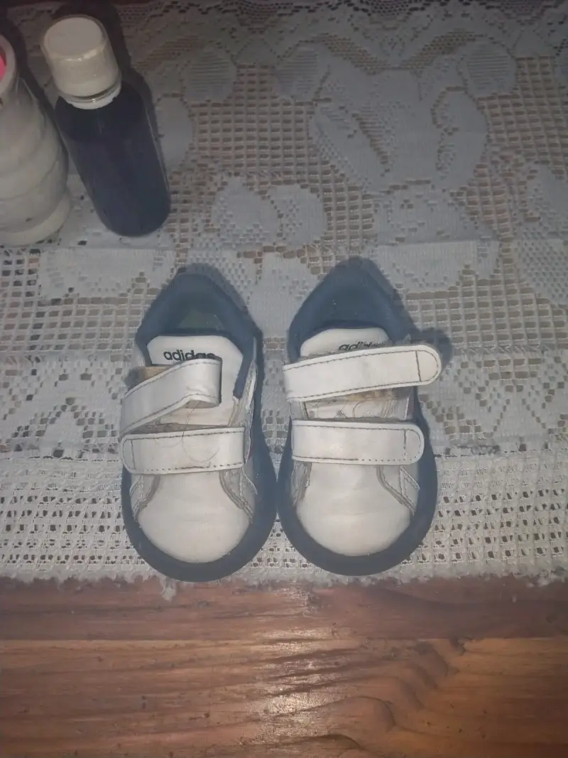 Zapatillas rosadas para niña con lunares - 6