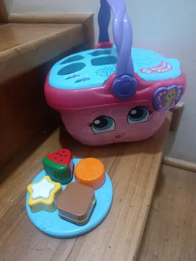 Canasta de picnic juguete con alimentos - miniatura 1